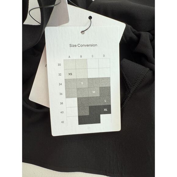 Calvin Klein Natural Fit Wireless Unlined Triangle Black Bra  Size M - Picture 10 of 16